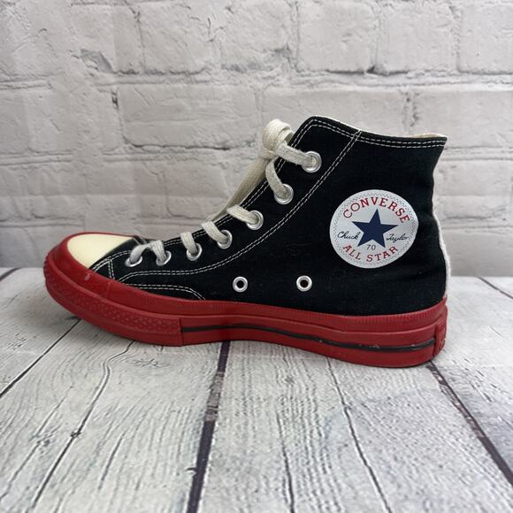 Athletic_Shoes